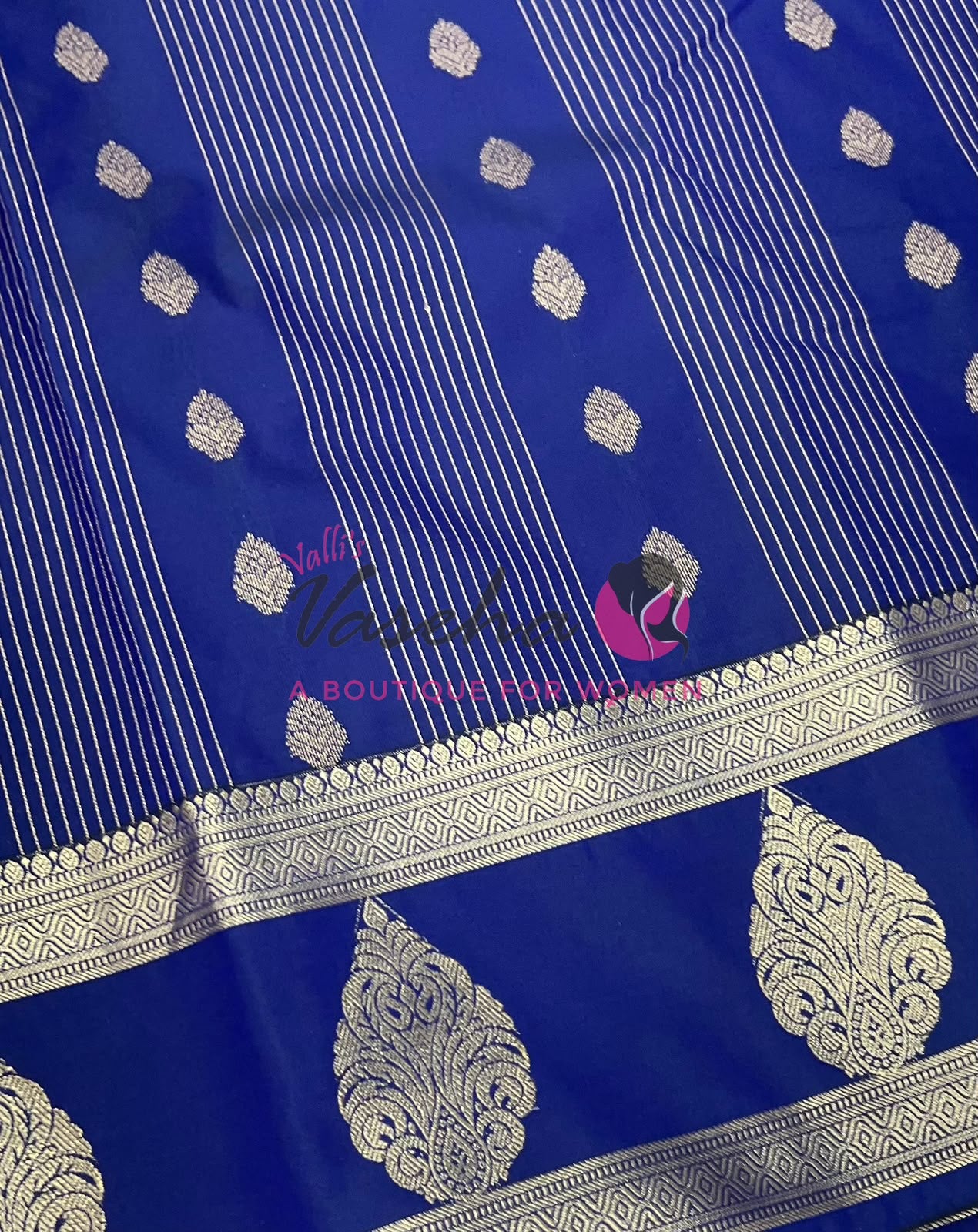 Semi Kanchi Silk - Vairavoosi Butta - VVSKS004 - Blue Shade