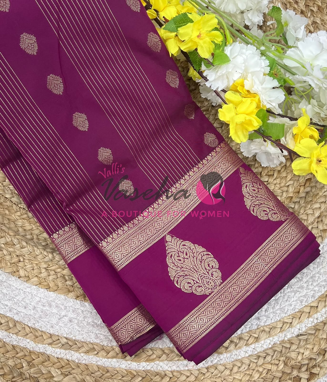 Semi Kanchi Silk - Vairavoosi Butta - VVSKS004 - purplish pink Shade