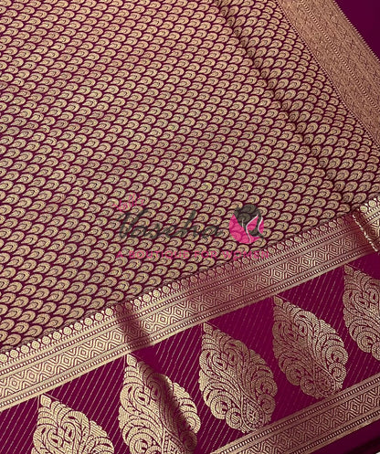 Semi Kanchi Silk - Vairavoosi Butta - VVSKS004 - purplish pink Shade