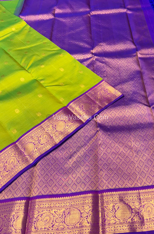 Pure Kanchipuram Silk Saree - Dual Tone Lemon Green with Purple Combo - VVPS021