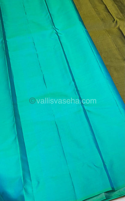 Pure Soft Silk Saree - Light weight - Mehandhi Green with Teal Greenish blue shade - VVPSS025