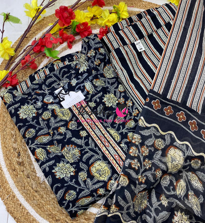 Ready Made - Anarkali - Salwar, Kameez & Duppatta(3pc)- Printed Cotton - VVAS013