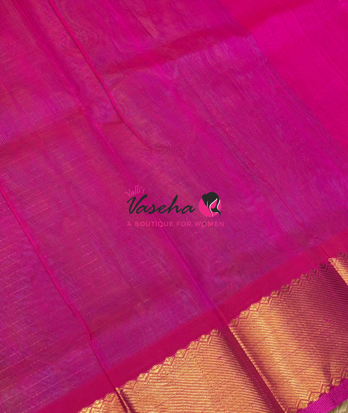 Pure Silk Cotton Saree - Mayil & Chakkaram Design - Dual Tone Green With Pink Shade  -VVMC002