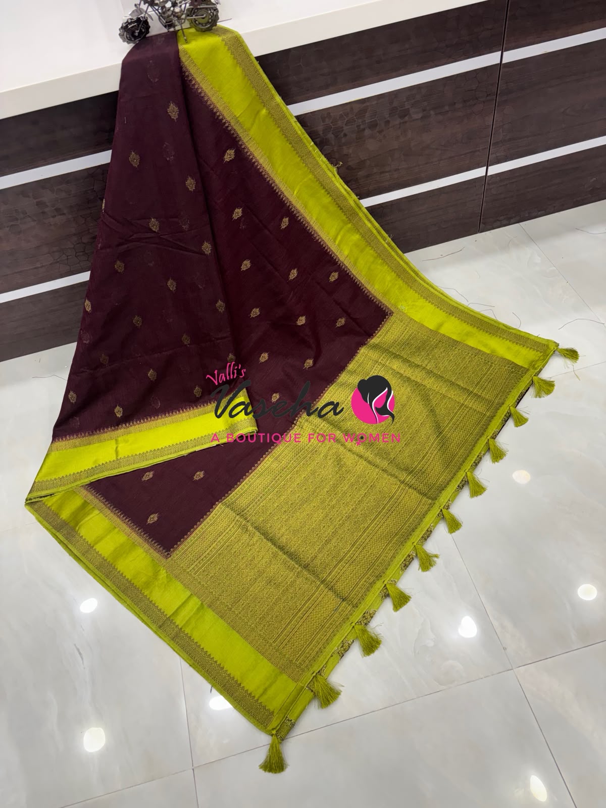 Linen Jute Silk Saree - Maroon With Green  Shade - VVLJS001