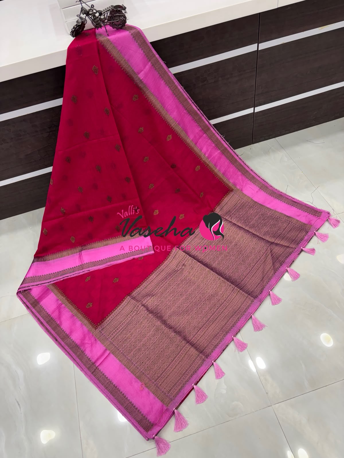 Linen Jute Silk Saree - Red With Pink Shade - VVLJS001